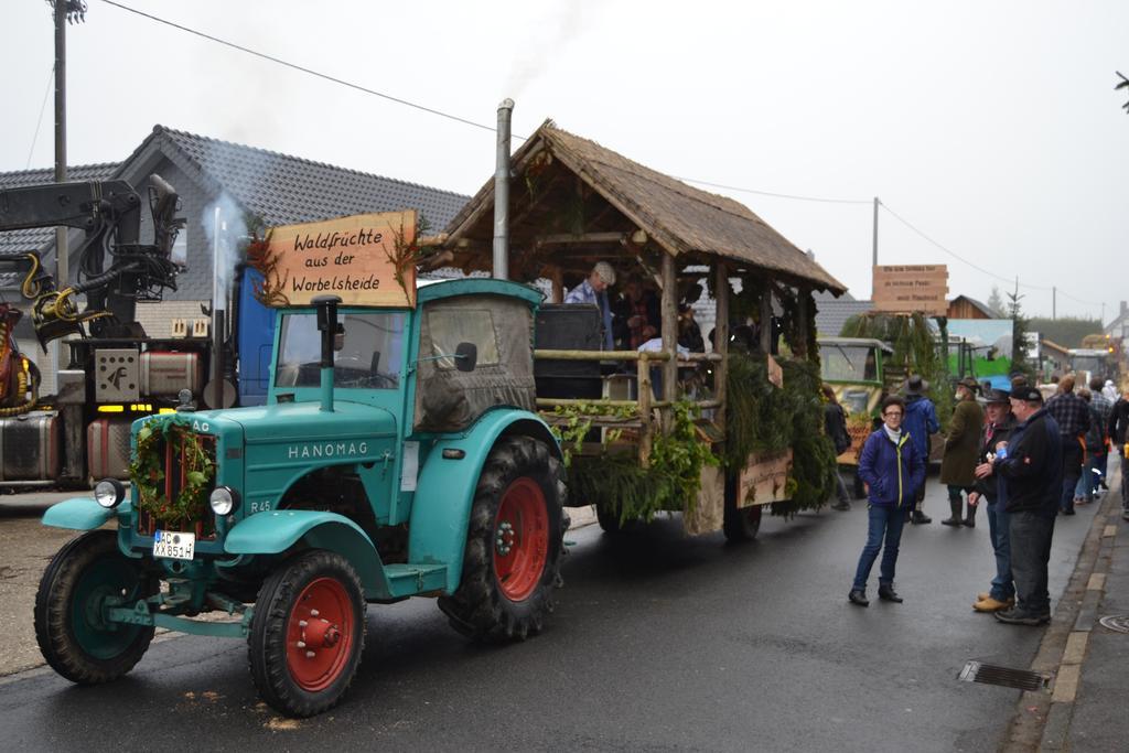 モンシャウFerien Bei Freunden Im Holzhausアパートメント 部屋 写真